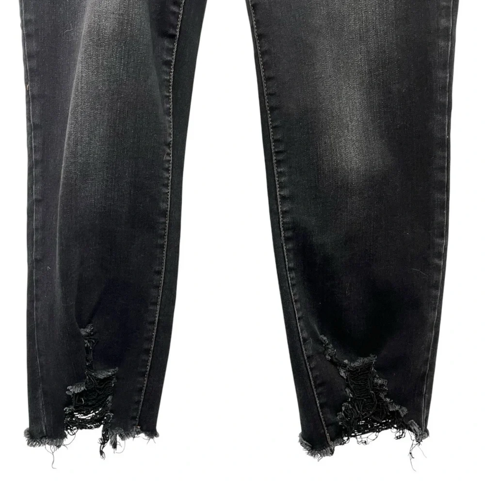 Judy Blue Black Distressed Cropped Straight Leg Stretch Denim Women’s 31 - Picture 6 of 15